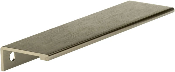 Lincoln Contemporary Aluminum Edge Pull BP9898128CHBRZ