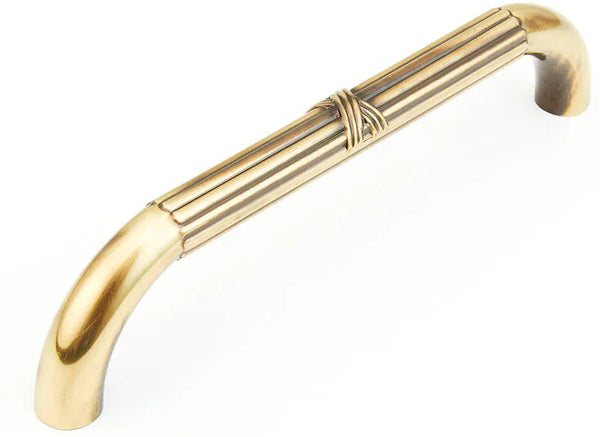 Versailles Appliance Pull, Antique Light Polish, 10'' cc 764-ALP