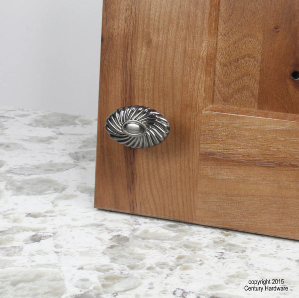Orchid 1-5/8'' Diameter Oval Knob