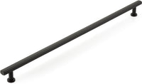 Heathrow Appliance Pull, Matte Black, 24'' cc 559-MB