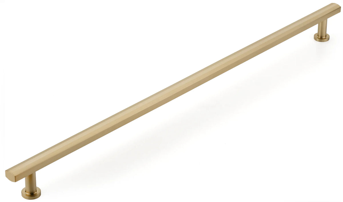 Heathrow Appliance Pull, Signature Satin Brass, 24'' cc 559-SSB
