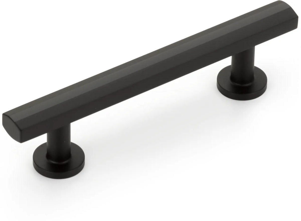 Heathrow Pull, Matte Black, 3-1/2'' cc 560-MB